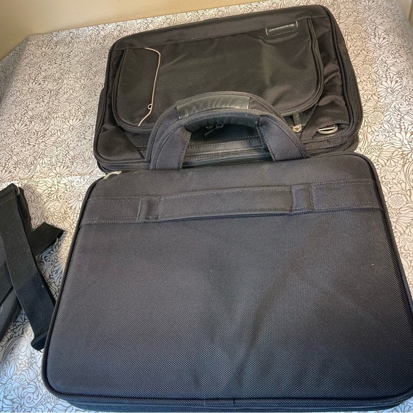 Brenthaven Black Padded Laptop Computer Messenger Crossbody Travel Bag - Picture 9 of 12